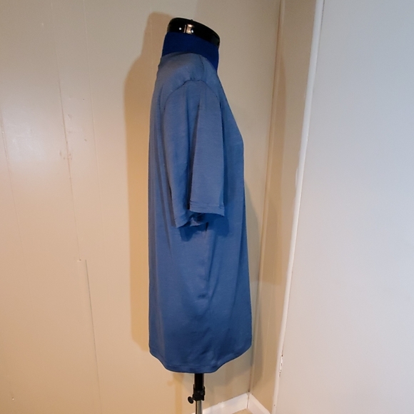 Under Armour Teal V-Neck Heat Gear Shirt - Picture 2 of 5